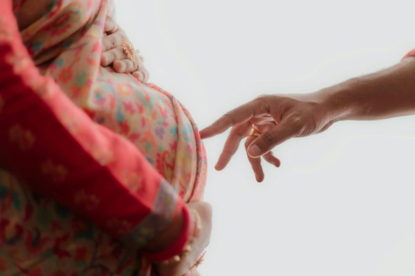 Grossesse et santé osseuse : impacts, préventions et conseils essentiels