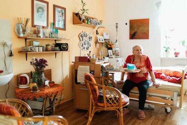 La villa sully : un havre de paix pour seniors à grenoble